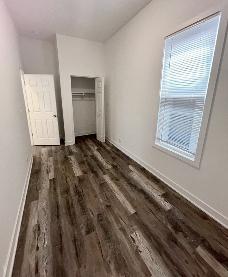 9130 S Houston Ave #2R - Photo 7 of 9