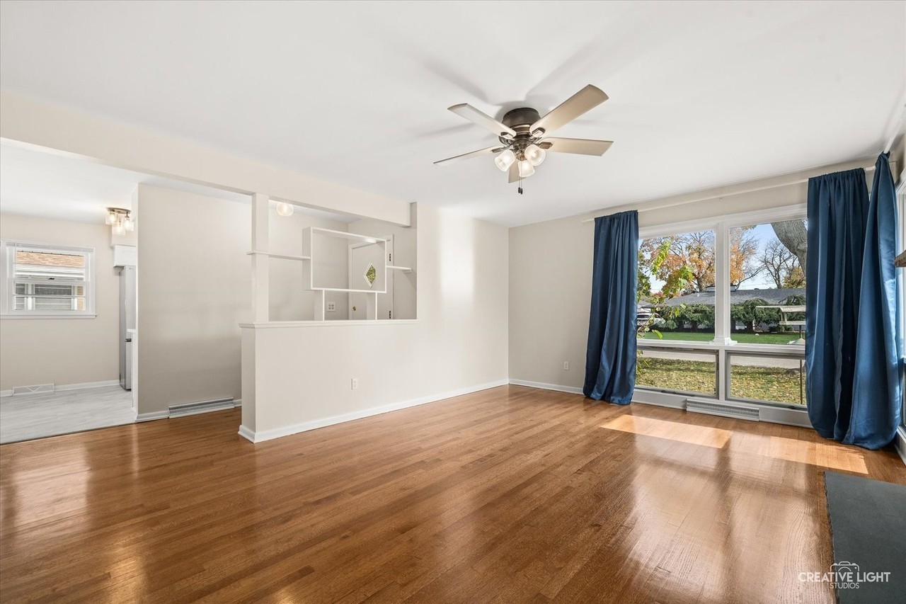 319 S Buell Ave - Photo 7 of 16