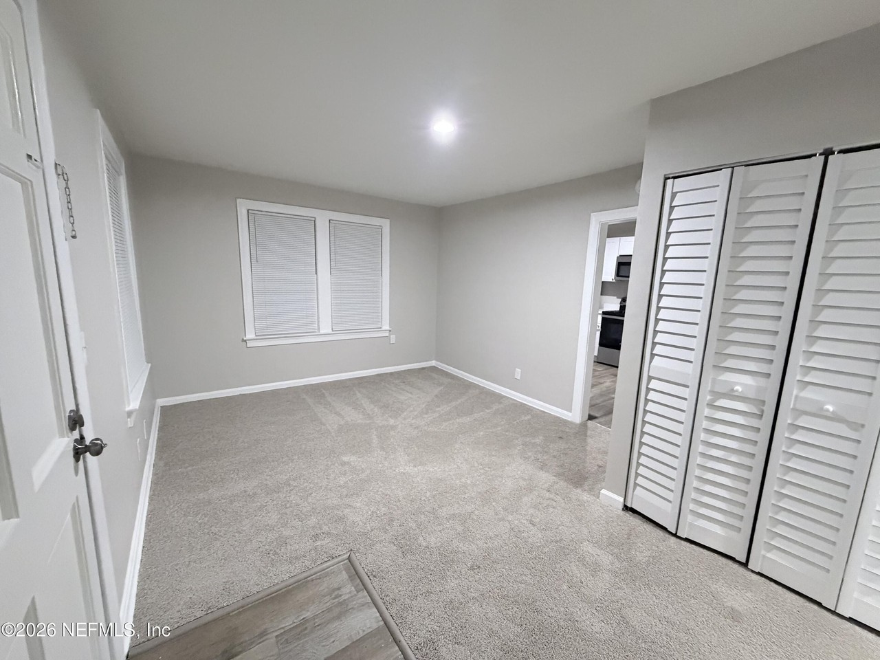 2330 Broom St - Photo 3 of 16
