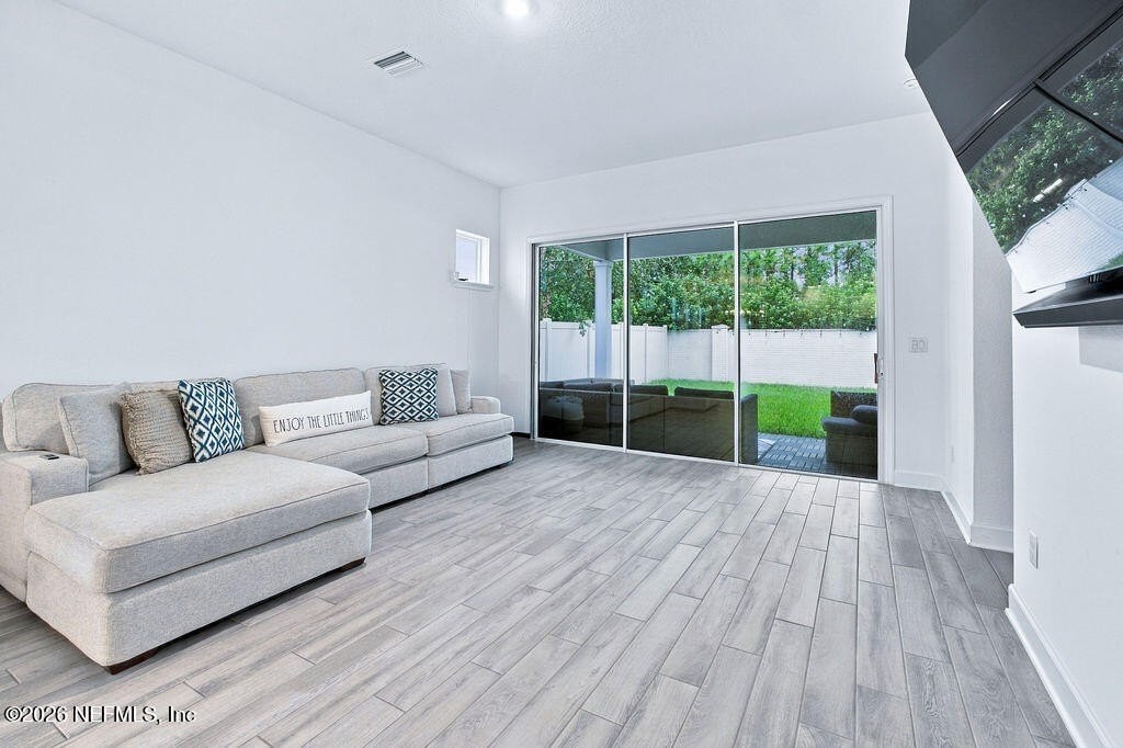 10127 Innovation Way - Photo 5 of 32