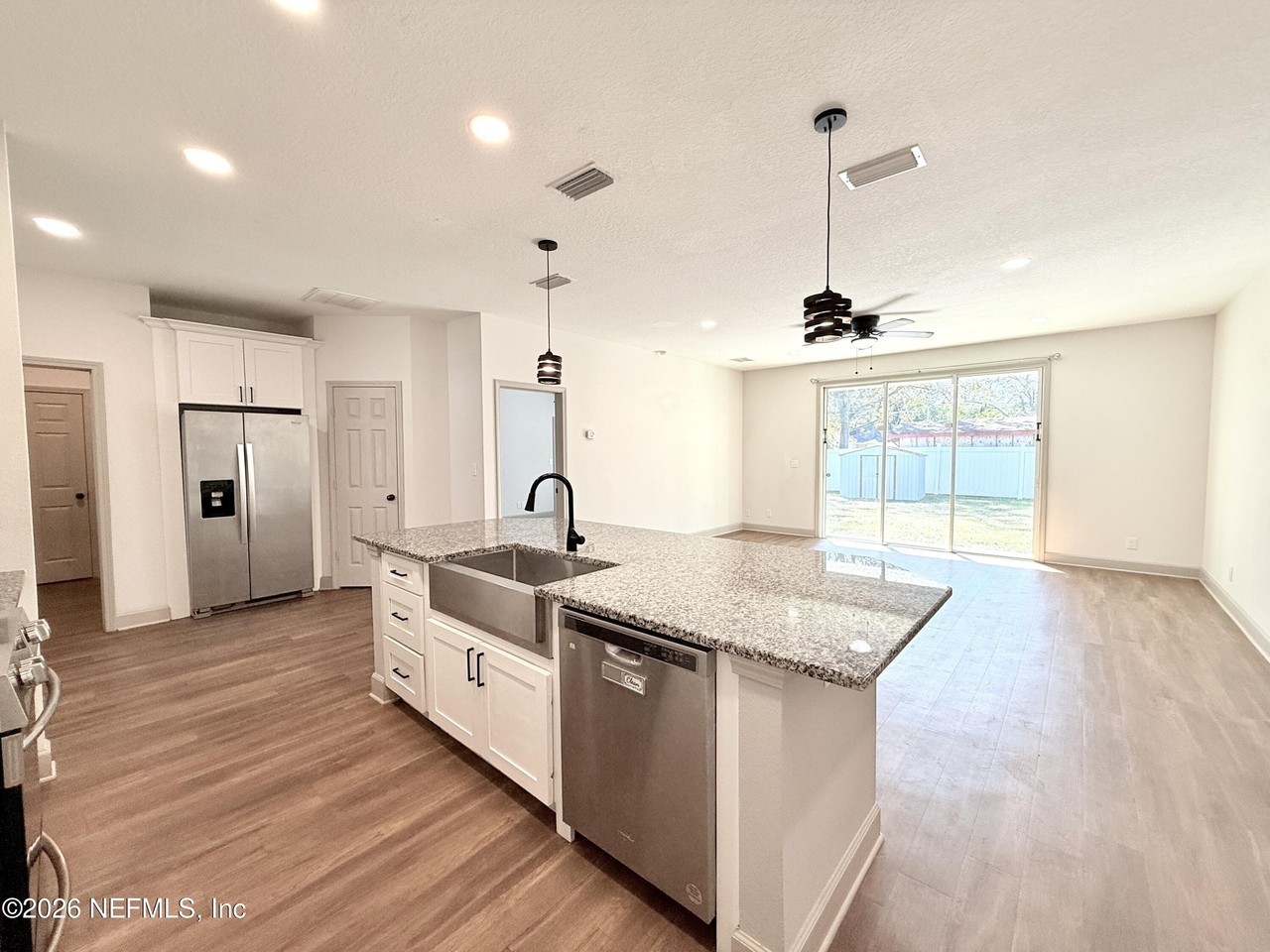 7036 Mark St - Photo 7 of 29