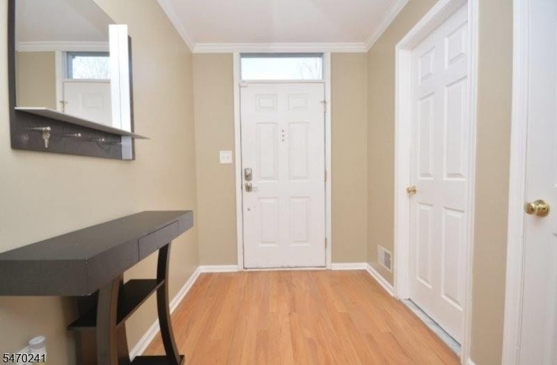 2703 Johnson Cir - Photo 2 of 22