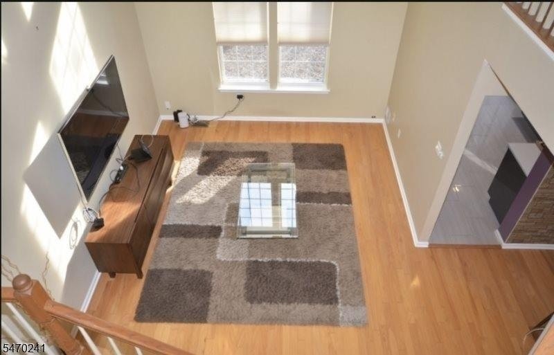 2703 Johnson Cir - Photo 5 of 22