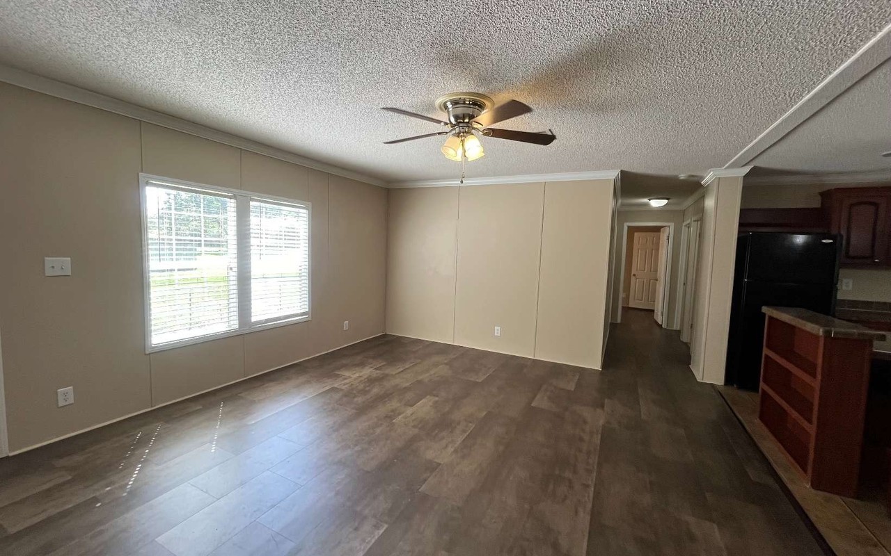 15695 77th Dr - Photo 7 of 22