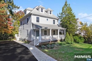 featured image of 321 Spring Ave
