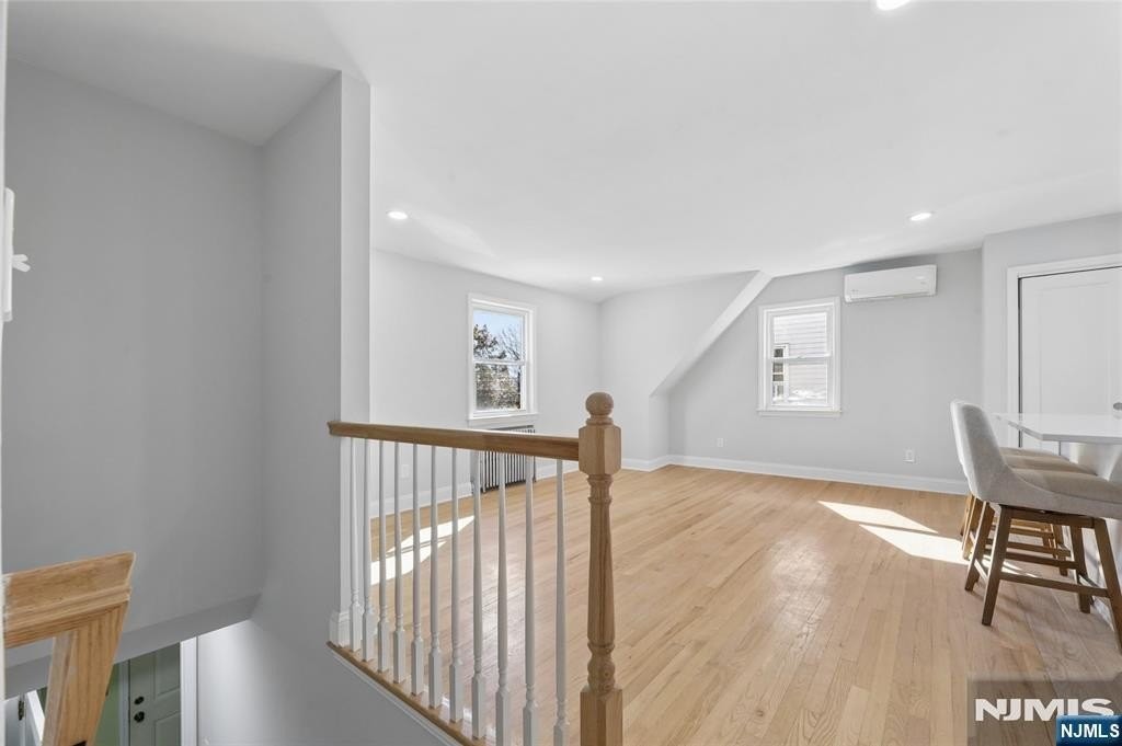 86 N Walnut St - Photo 3 of 26