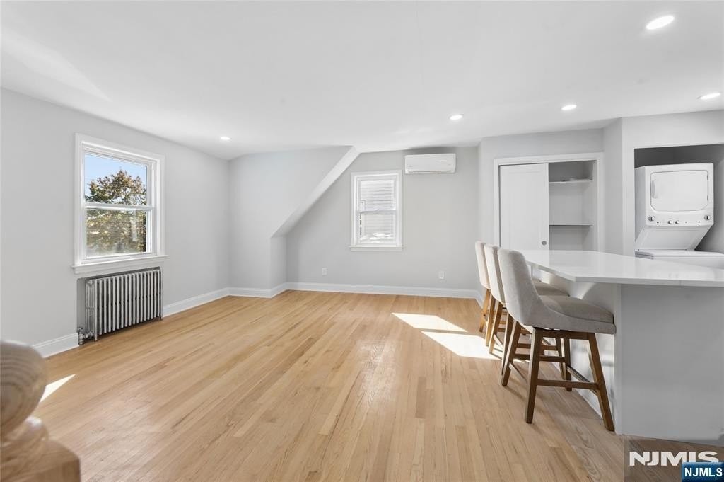 86 N Walnut St - Photo 4 of 26