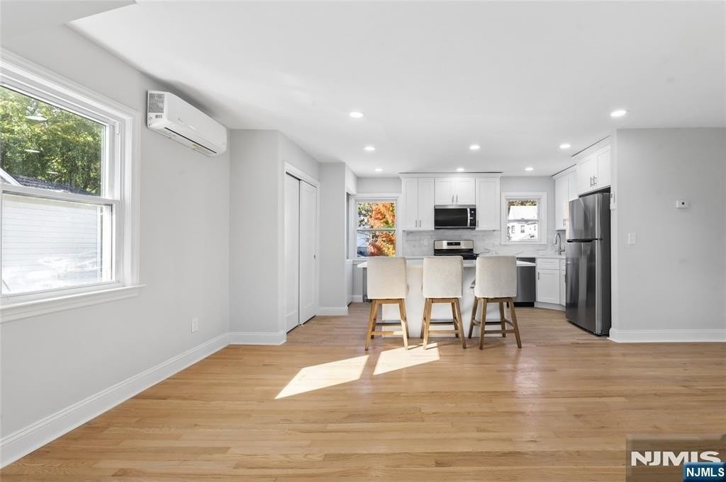 86 N Walnut St - Photo 6 of 26