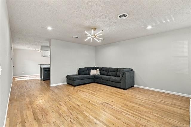 4312 S Birch Pl - Photo 5 of 29