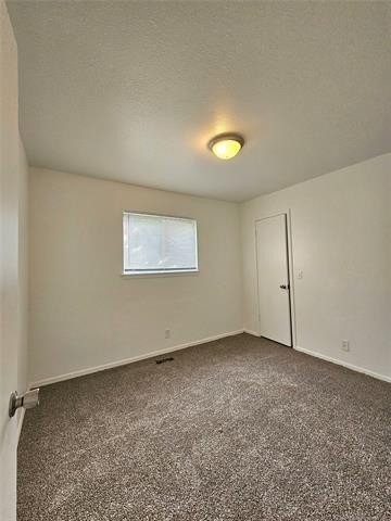 1645 S 6th St - Photo 6 of 9