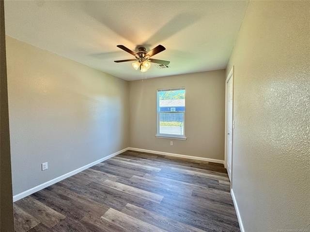 3808 W 55th St #A - Photo 7 of 18