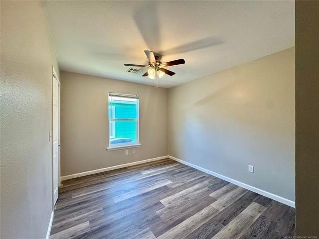 3808 W 55th St #B - Photo 7 of 17