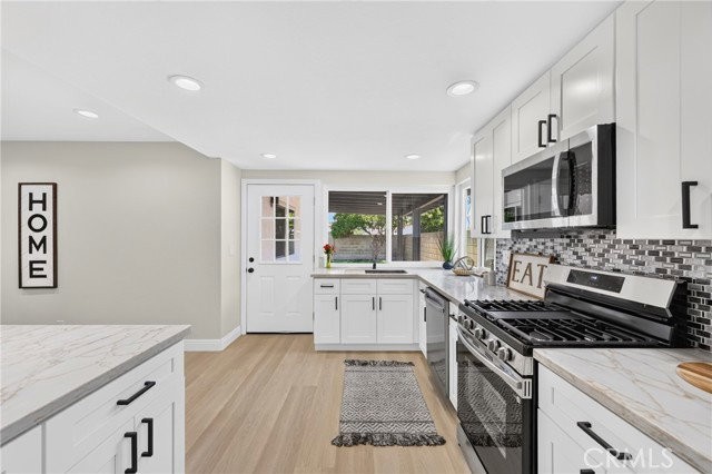 12412 Viarna St - Photo 3 of 6