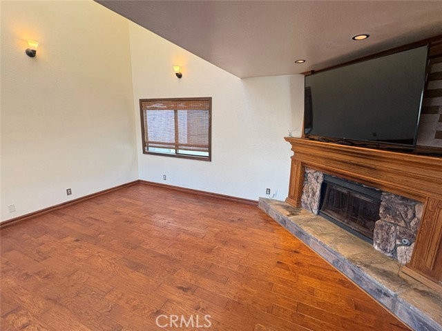 1111 Alabama St - Photo 4 of 8