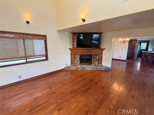 1111 Alabama St - Photo 5 of 8