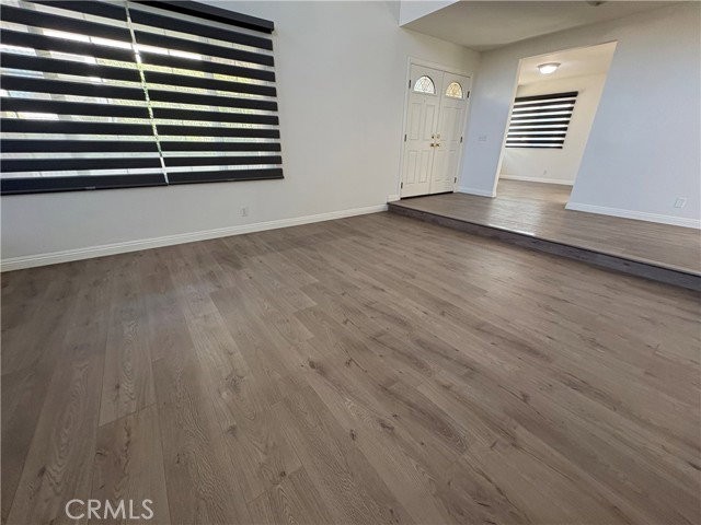 2430 Rainbow Ln - Photo 2 of 8