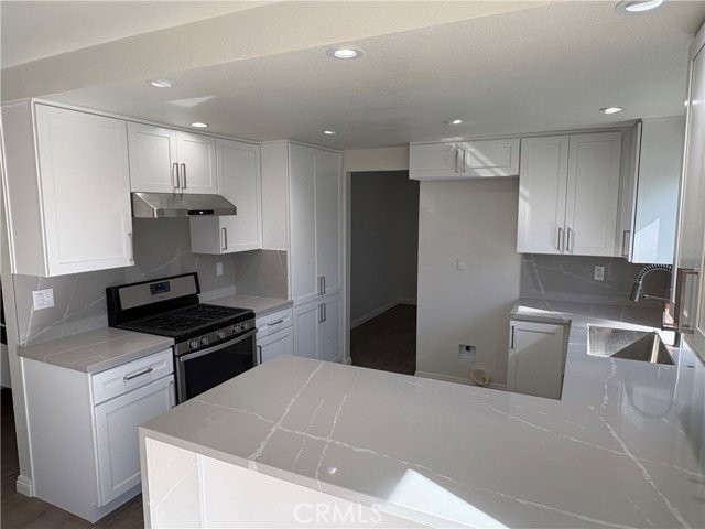 2430 Rainbow Ln - Photo 6 of 8