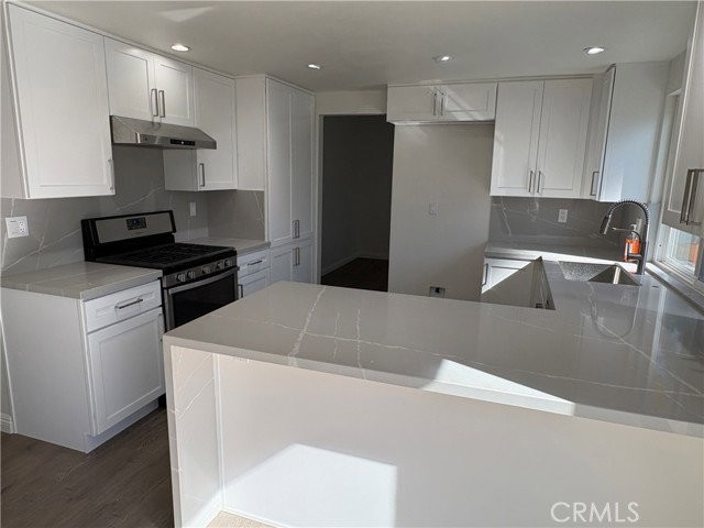 2430 Rainbow Ln - Photo 7 of 8