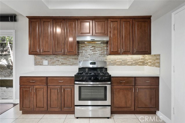 8529 Eatough Ave - Photo 4 of 8