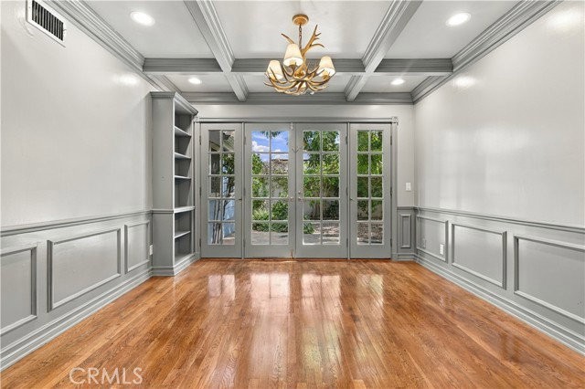 4780 Vista De Oro Ave - Photo 4 of 6