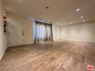 15252 Devonshire St - Photo 4 of 7