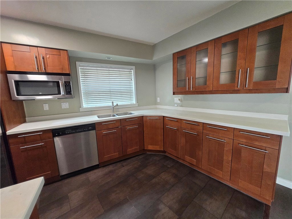5450 Hilton Ave - Photo 7 of 8