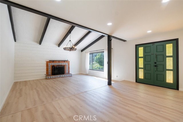 1774 Hillcrest Ave - Photo 4 of 8