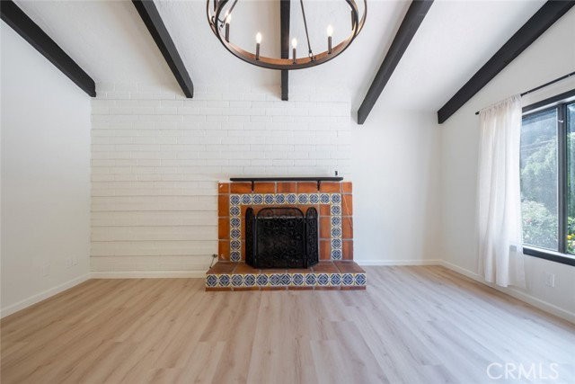 1774 Hillcrest Ave - Photo 6 of 8