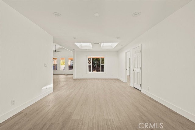 138 Pamela Rd - Photo 3 of 7