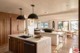 1460 San Remo Dr - Photo 7 of 8