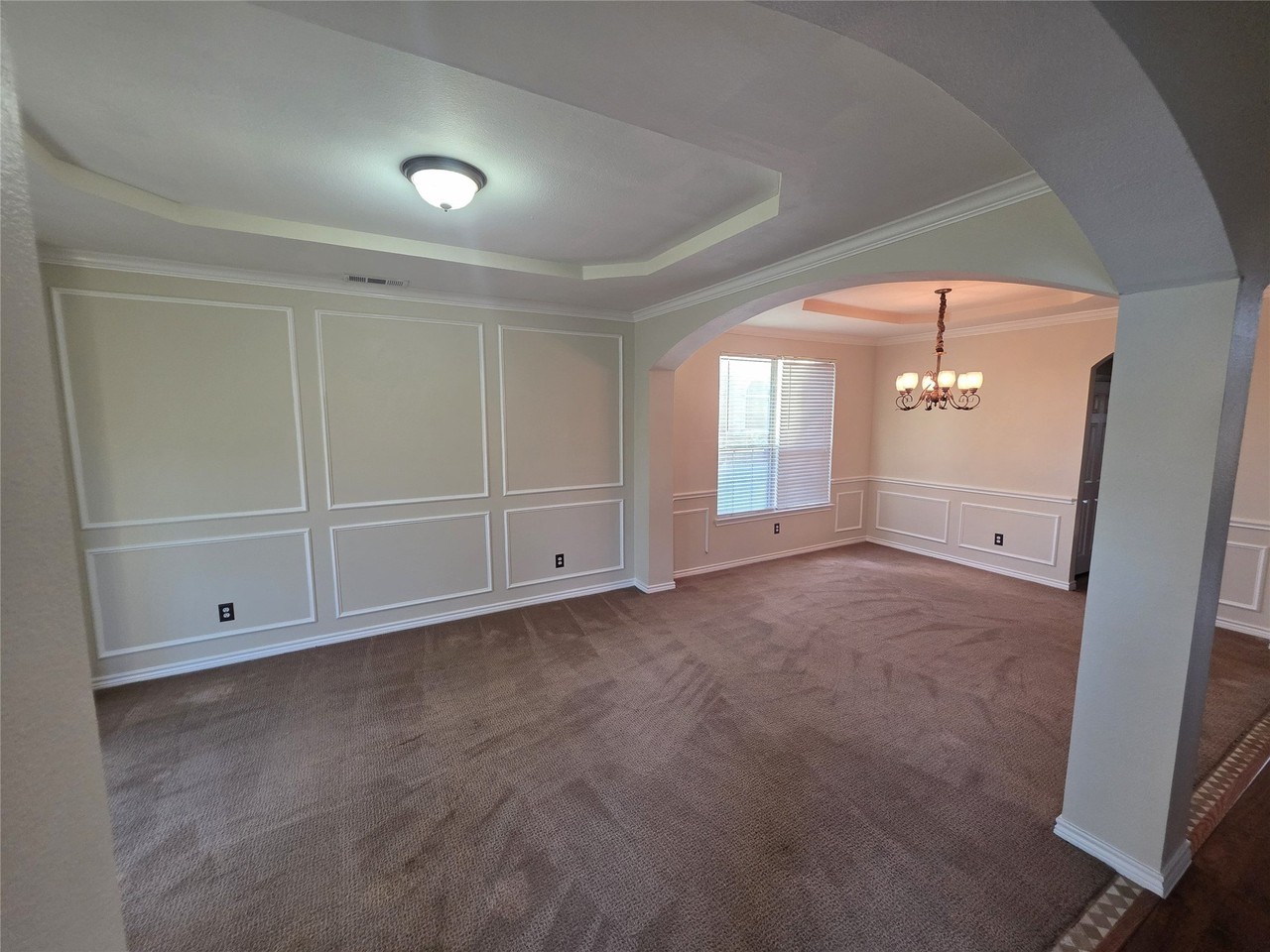 10 Pinedale Ct - Photo 3 of 7