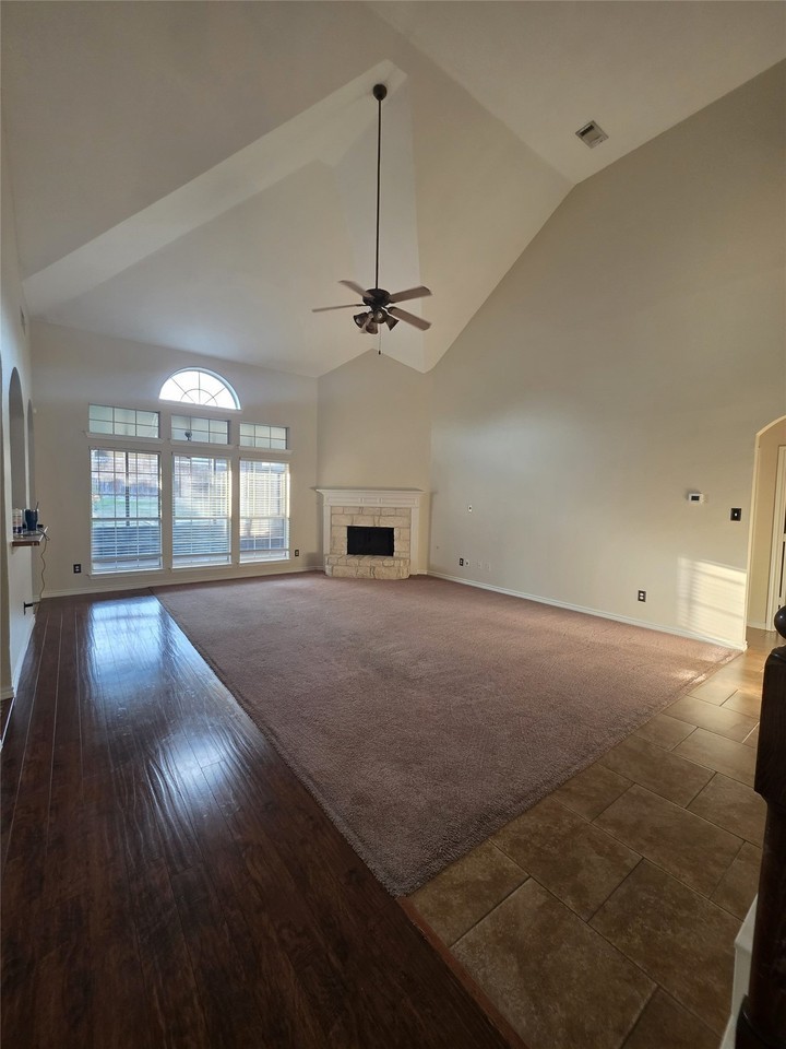 10 Pinedale Ct - Photo 5 of 7