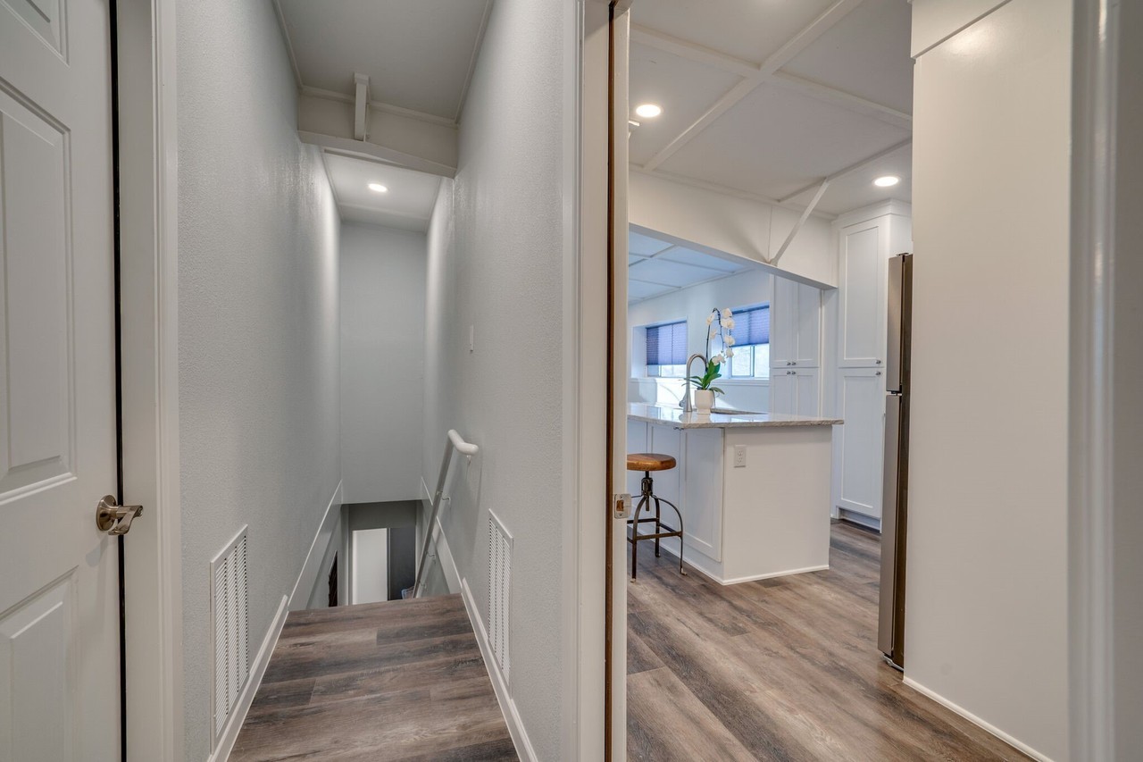 11471 Airway Blvd #A - Photo 5 of 16