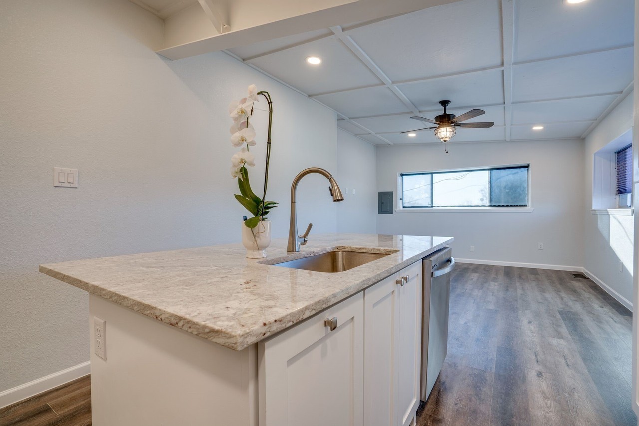 11471 Airway Blvd #A - Photo 7 of 16
