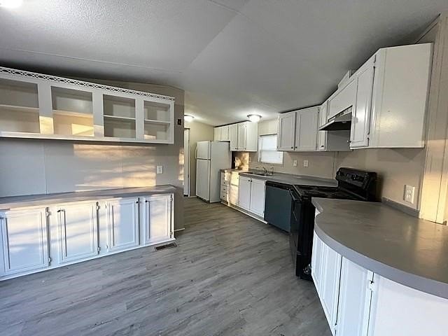 2202 Railroad Blvd - Photo 2 of 13