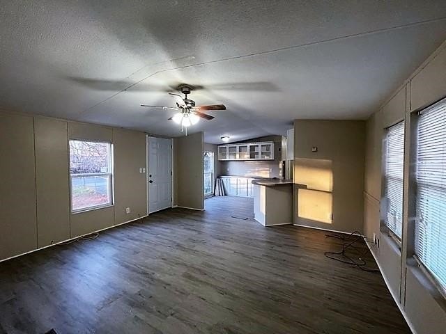 2202 Railroad Blvd - Photo 6 of 13