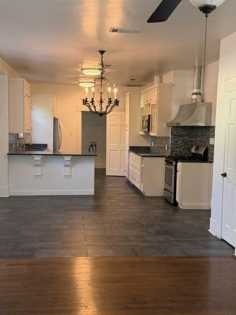 6818 Webster St - Photo 3 of 12