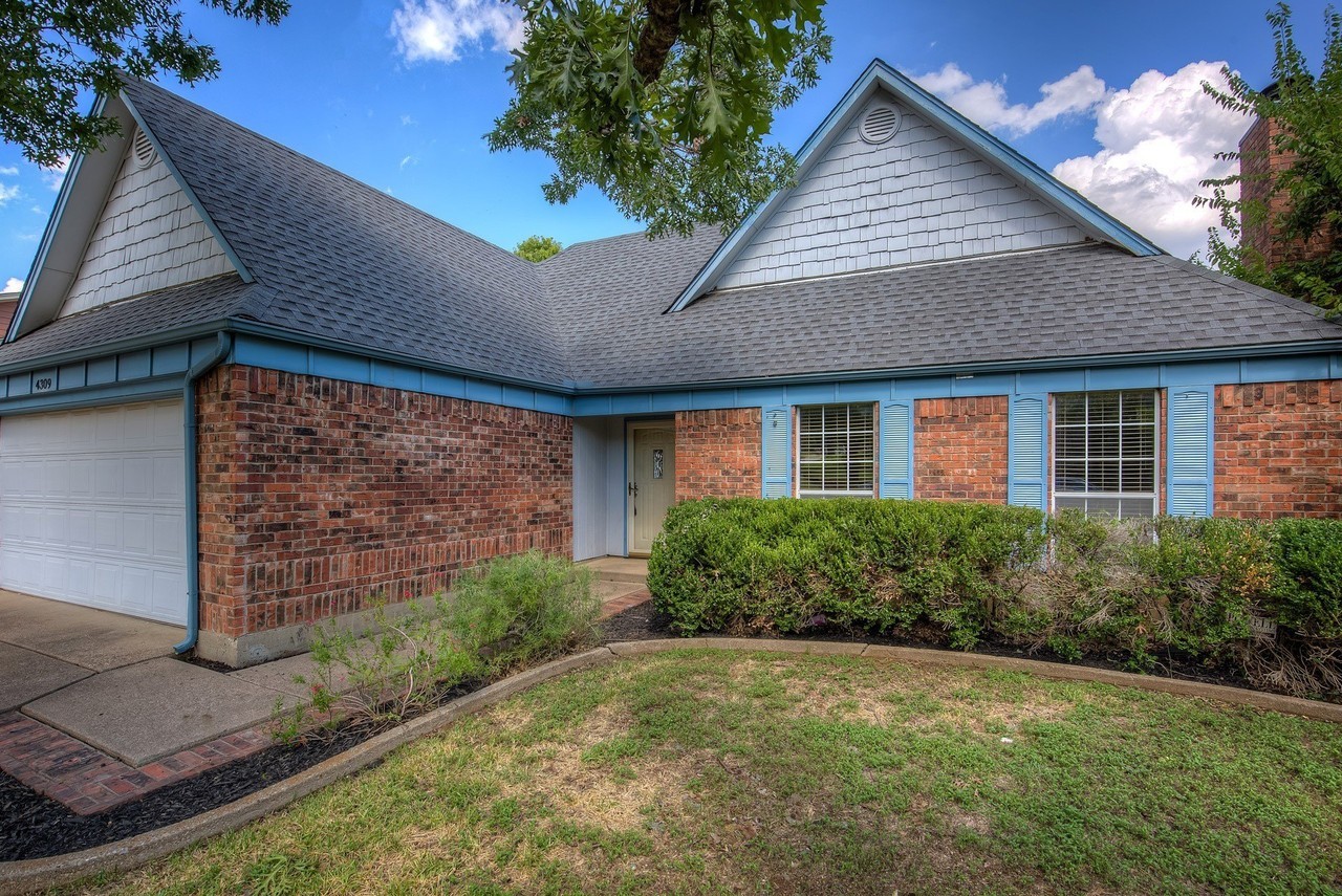 4309 Oldfield Dr - Photo 3 of 36