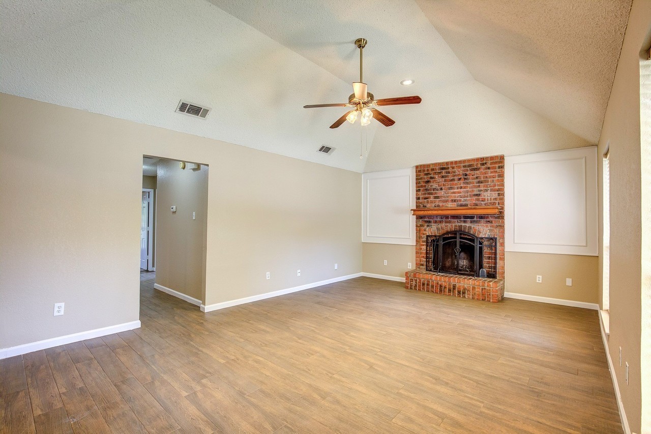 4309 Oldfield Dr - Photo 7 of 36
