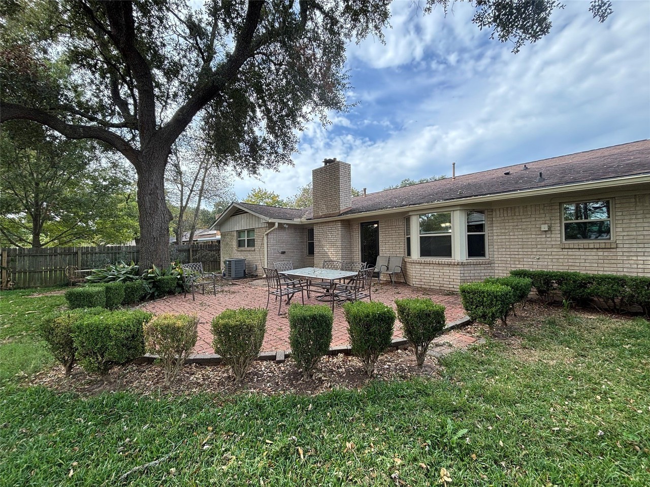 8655 Grover Pl - Photo 2 of 8