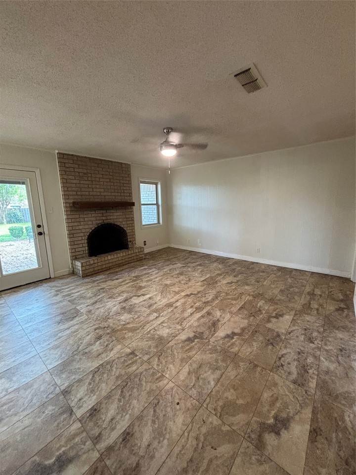 8655 Grover Pl - Photo 7 of 8