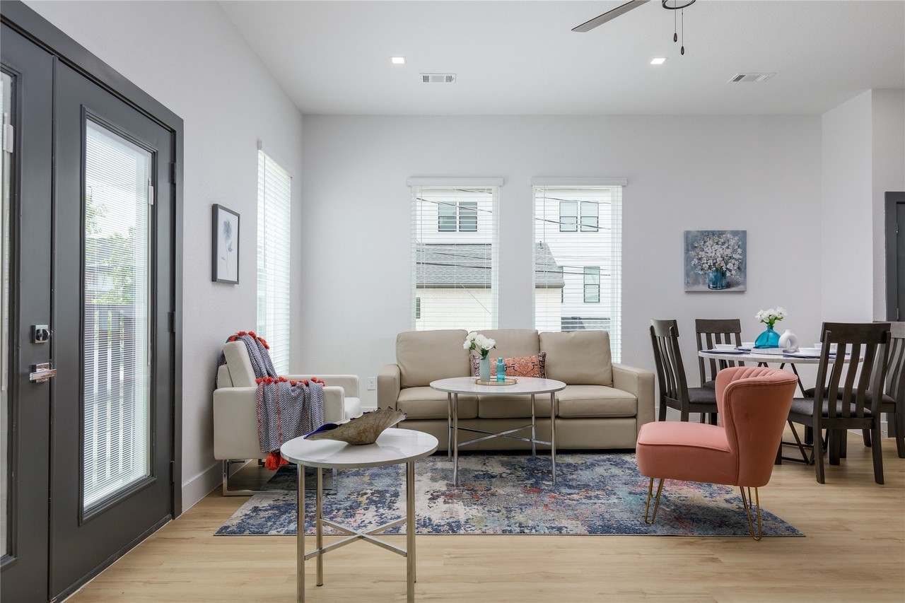 2801 Weisenberger St #103 - Photo 5 of 21