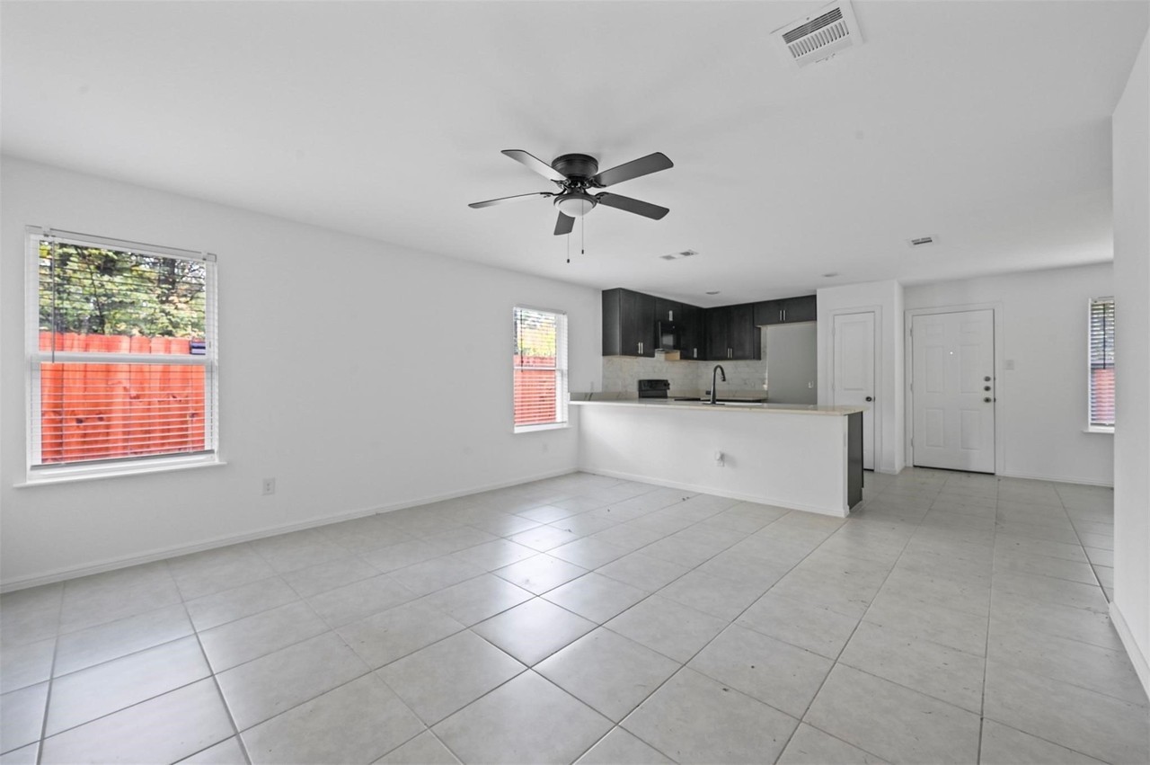 166 Coahoma St - Photo 2 of 18