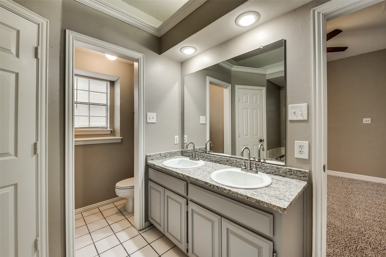 728 Nicole Dr - Photo 6 of 30
