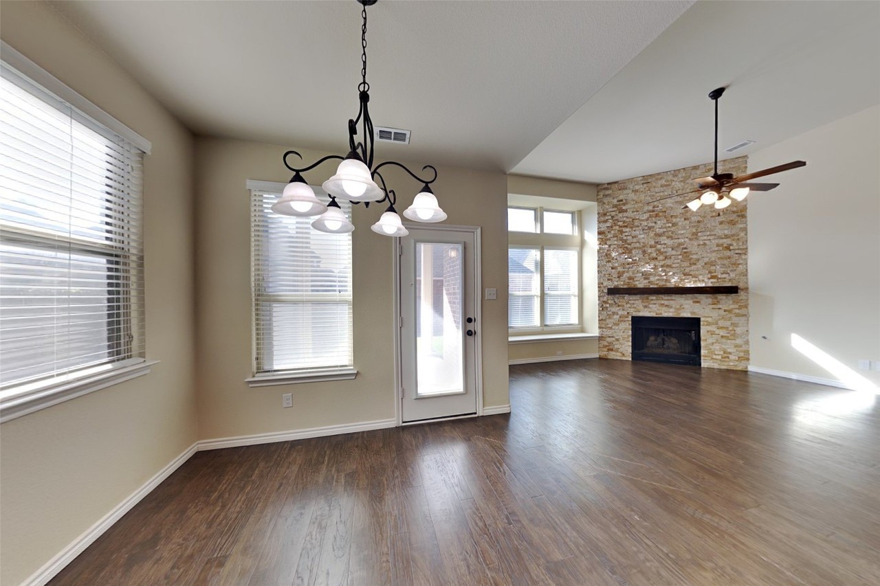 8320 Snow Egret Way - Photo 4 of 35