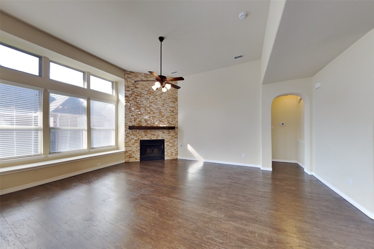 8320 Snow Egret Way - Photo 5 of 35