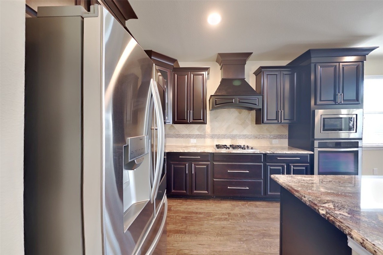 8320 Snow Egret Way - Photo 7 of 35