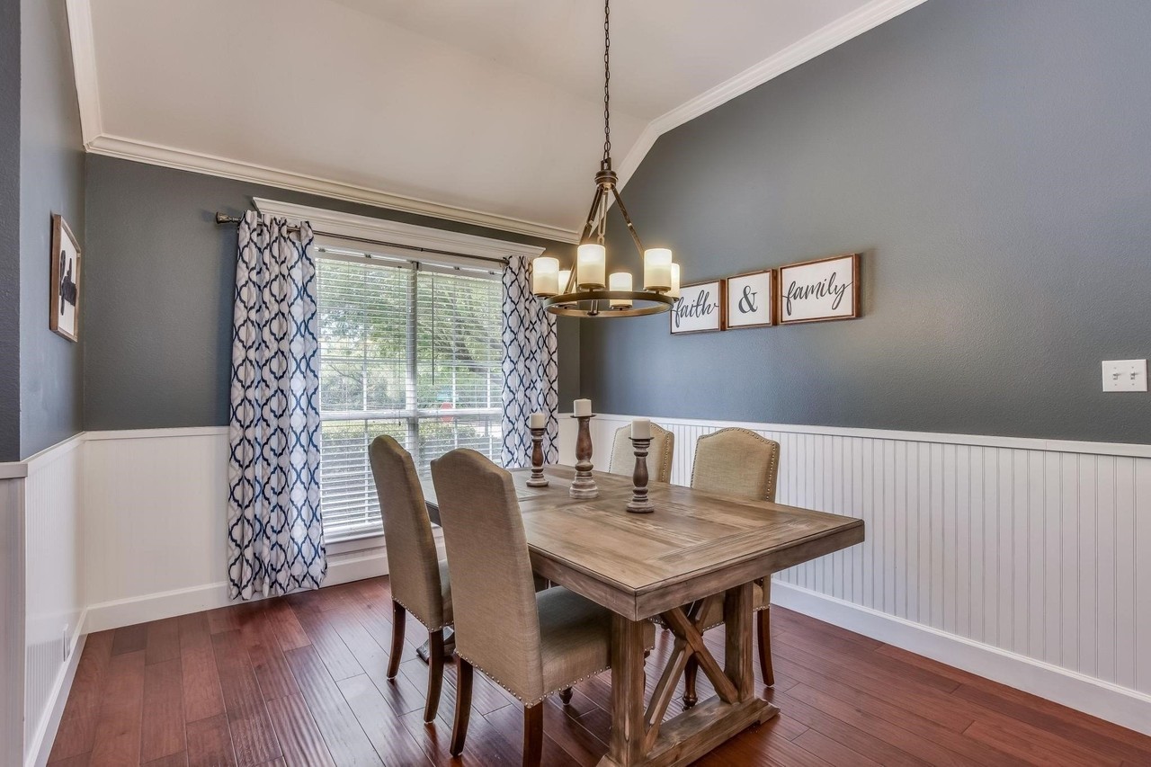 2217 Wren Ln - Photo 5 of 25