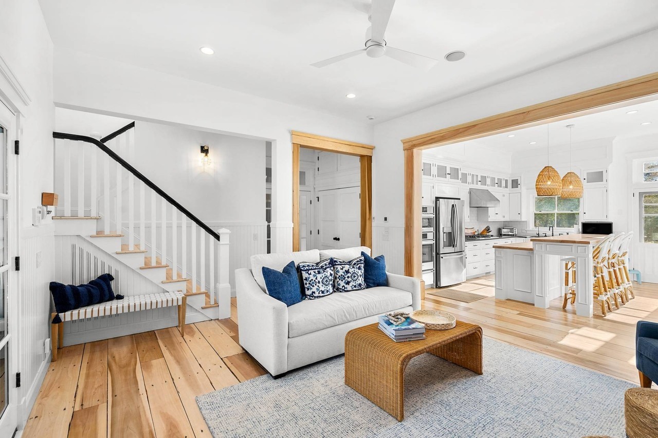9 Sanger Pl - Photo 4 of 24