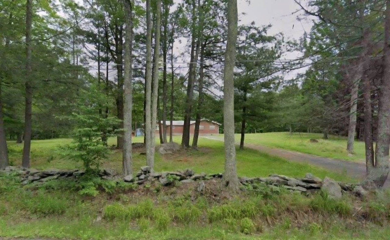167 Old Turnpike Rd - Photo 2 of 8